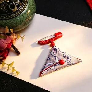 Silk Portable Amulet Pouch